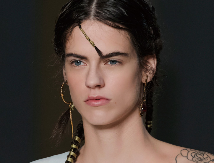 1분 만에 완성하는 브레이드 헤어 필살기