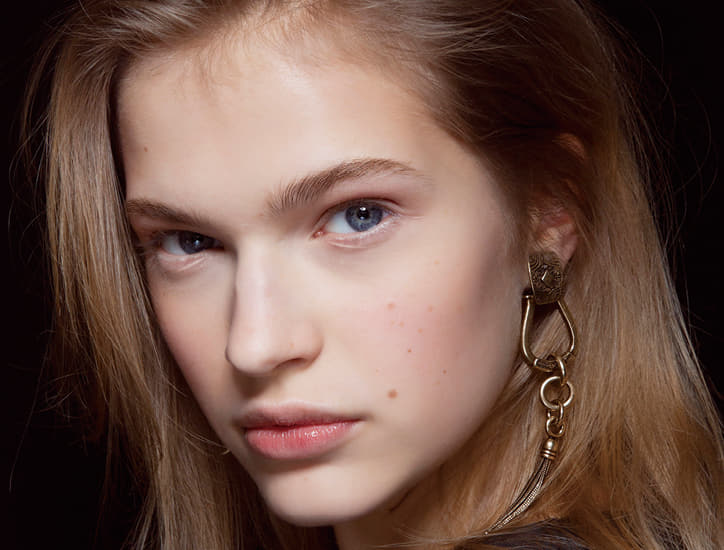 공기 반, 화장 반, 마스크 시대의 매트 베이스