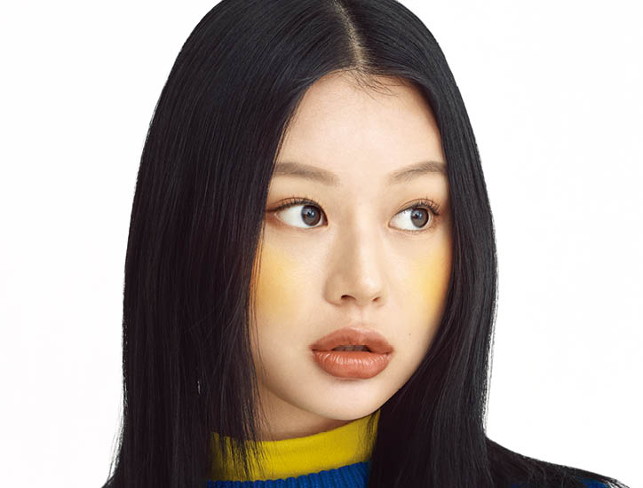 팬톤이 지정한 컬러로 해피 메이크업 완성